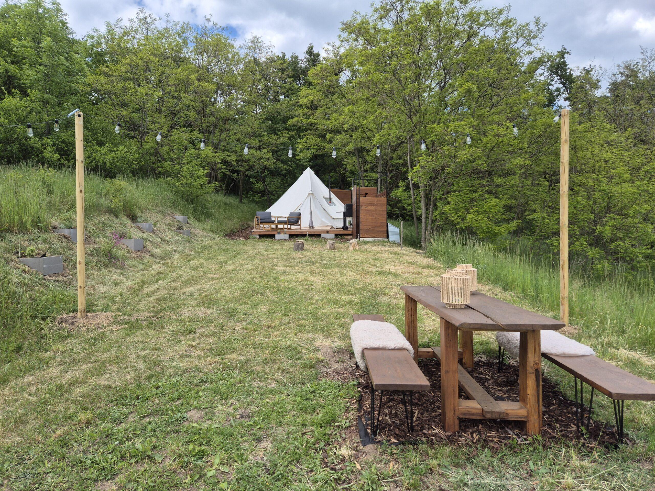 Pohodlné venkovní posezení s výhledem